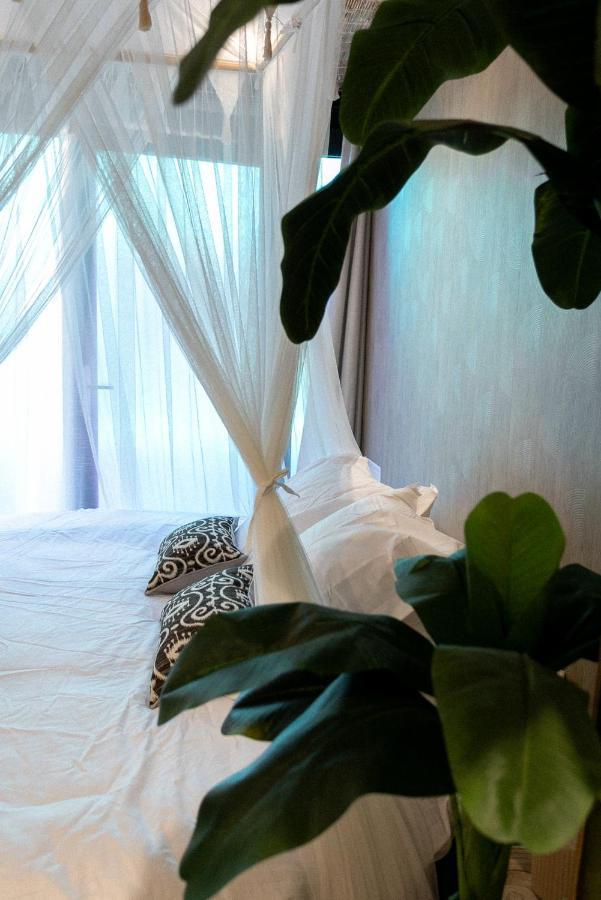 Bali Serenity Balneo Et Lit Rond Lagnieu Экстерьер фото